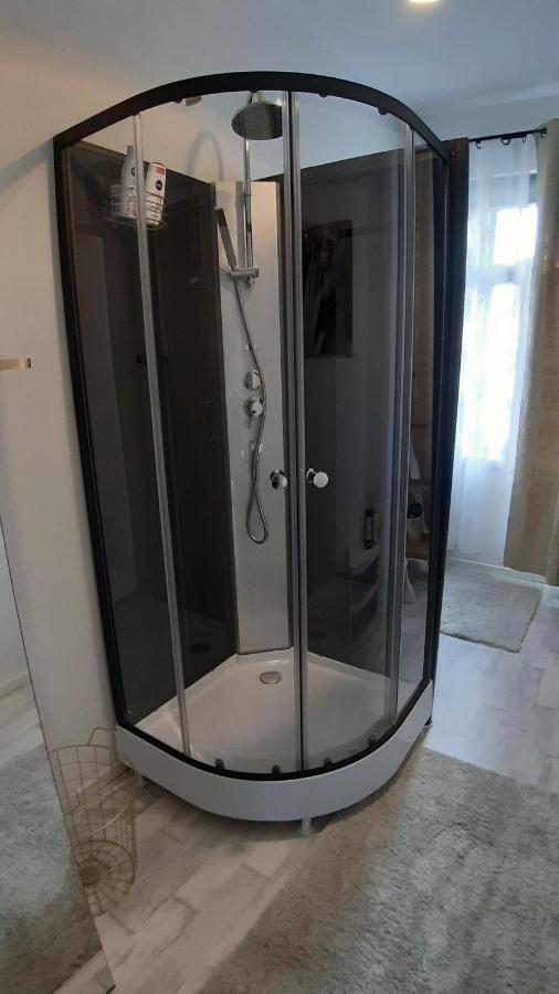Room De Lux Spa " Tabarka " מראה חיצוני תמונה